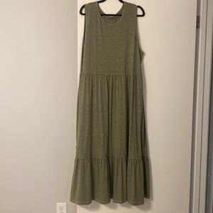 Old Navy sleeveless tiered midi dress (XXL)